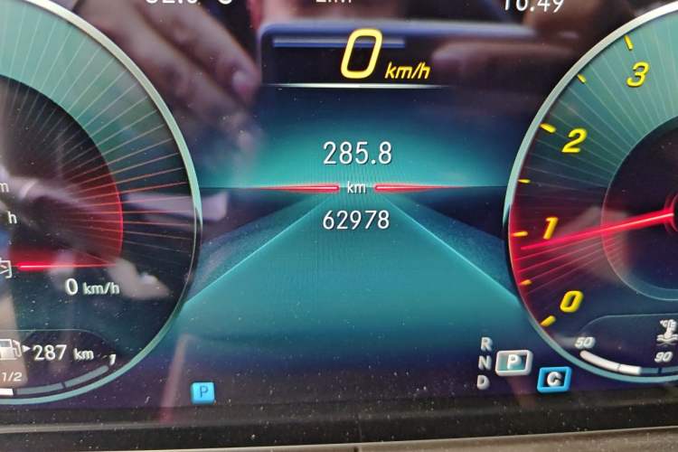 Used Mercedes-Benz E-Class 2021 E 300 L Sporty and Stylish Model Odometer Close Up