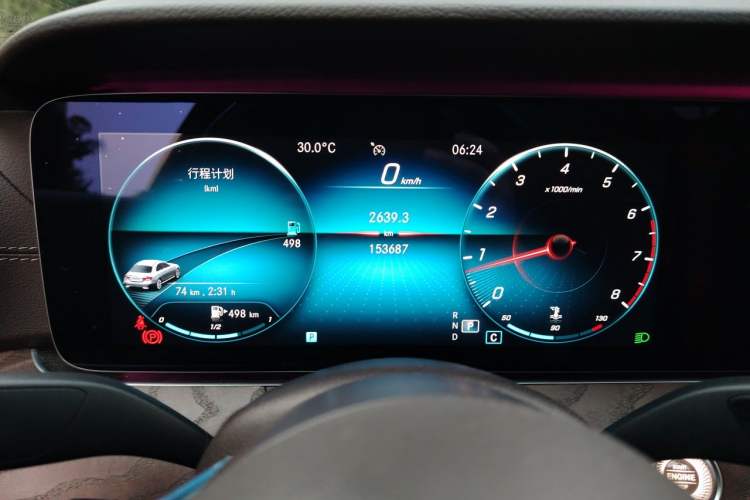 Used Mercedes-Benz E-Class 2021 E 300 L Stylish Model Odometer Close Up