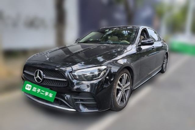 Ojetý Mercedes-Benz E-Class 2021 Facelift E 260 L