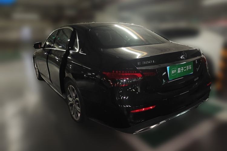 Used Mercedes-Benz E-Class 2021 Restyled E 300 L Luxury Edition Rear Left 45 Deg
