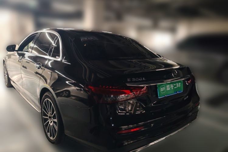 Used Mercedes-Benz E-Class 2021 Restyled E 300 L Luxury Edition Rear Left 45 Deg