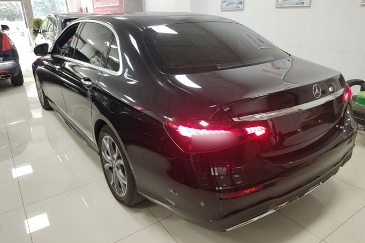 Used Mercedes-Benz E-Class 2021 Restyled E 300 L Sport Luxury Edition Rear Left 45 Deg