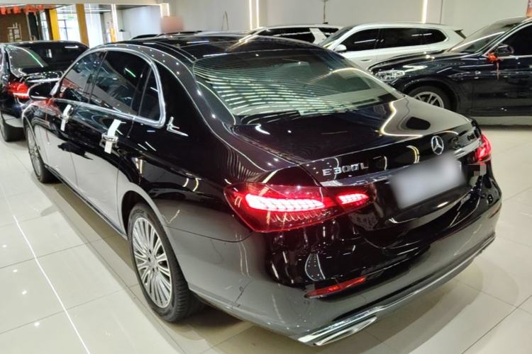 Used Mercedes-Benz E-Class 2021 Restyled E 300 L Luxury Edition Rear Left 45 Deg
