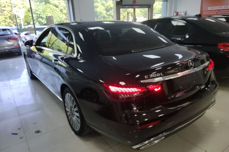 Used Mercedes-Benz E-Class 2021 Restyled E 300 L Luxury Edition Rear Left 45 Deg