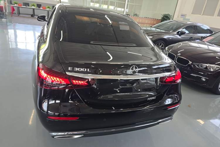 Used Mercedes-Benz E-Class 2021 Restyled E 300 L Luxury Edition Rear