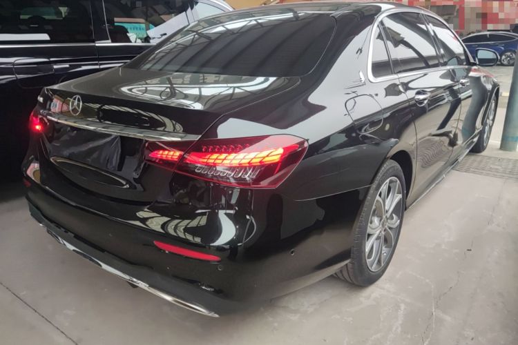 Used Mercedes-Benz E-Class 2021 E 300 L Sporty and Stylish Model Rear Right 45 Deg