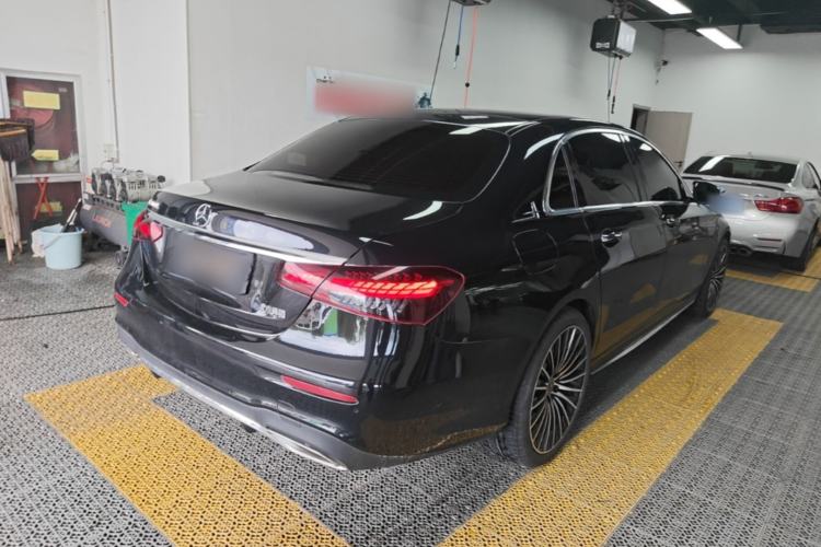 Used Mercedes-Benz E-Class 2021 E 300 L Sport Luxury Edition Rear Right 45 Deg