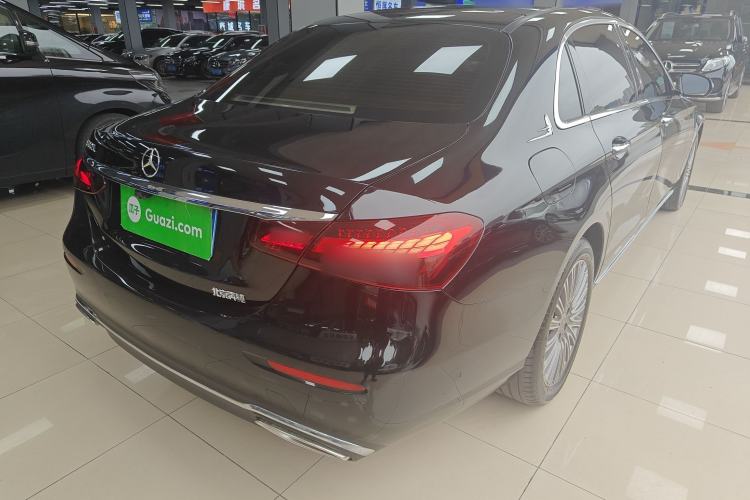 Used Mercedes-Benz E-Class 2021 Restyled E 300 L Luxury Edition Rear Right 45 Deg