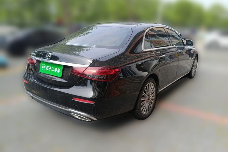 Used Mercedes-Benz E-Class 2021 Restyled E 300 L Luxury Edition Rear Right 45 Deg