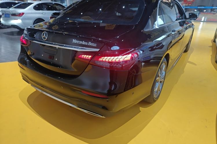 Used Mercedes-Benz E-Class 2021 E 300 L Sport Luxury Edition Rear Right 45 Deg