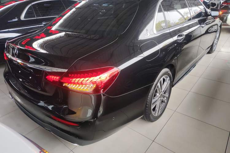 Used Mercedes-Benz E-Class 2021 Facelift E 260 L Sport Edition Rear Right 45 Deg