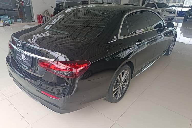 Used Mercedes-Benz E-Class 2021 Facelift E 260 L Sport Edition Rear Right 45 Deg