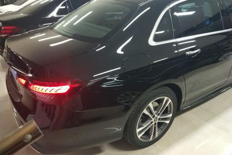Used Mercedes-Benz E-Class 2021 E 260 L Sport 4MATIC Rear Right 45 Deg