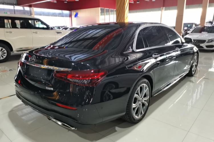 Used Mercedes-Benz E-Class 2021 Restyled E 300 L Sport Luxury Edition Rear Right 45 Deg