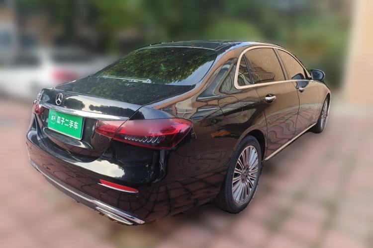 Used Mercedes-Benz E-Class 2021 Restyled E 300 L Luxury Edition Rear Right 45 Deg