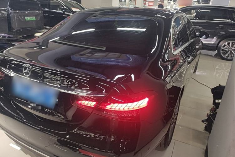 Used Mercedes-Benz E-Class 2021 Restyled E 300 L Luxury Edition Rear Right 45 Deg