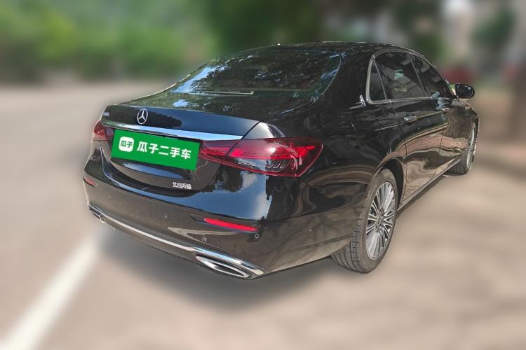Used Mercedes-Benz E-Class 2021 Restyled E 300 L Luxury Edition Rear Right 45 Deg