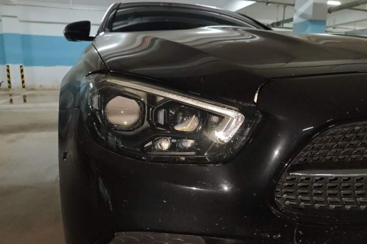 Used Mercedes-Benz E-Class 2021 Restyled E 300 Sport Edition Right Front Headlight