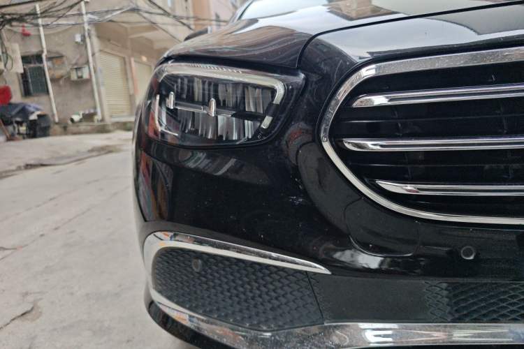 Used Mercedes-Benz E-Class 2021 E 260 L Right Front Headlight