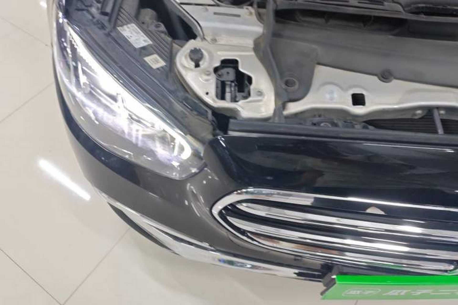 Used Mercedes-Benz E-Class 2021 Restyled E 300 L Sport Luxury Edition Right Front Headlight