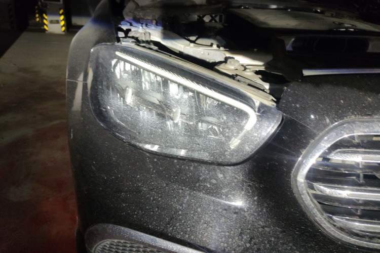 Used Mercedes-Benz E-Class 2021 Restyled E 300 L Luxury Edition Right Front Headlight