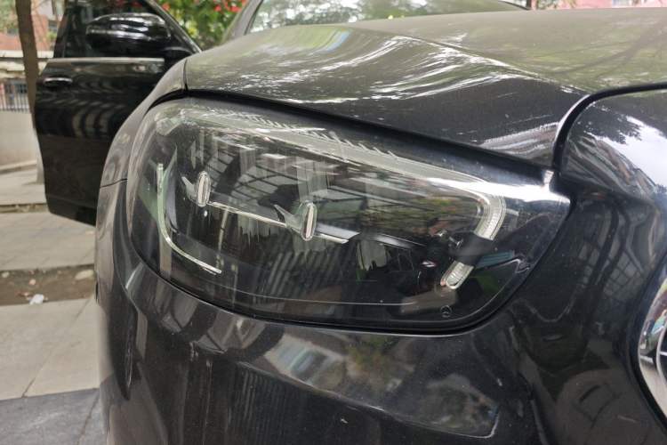 Used Mercedes-Benz E-Class 2021 E 300 L Sporty and Stylish Model Right Front Headlight