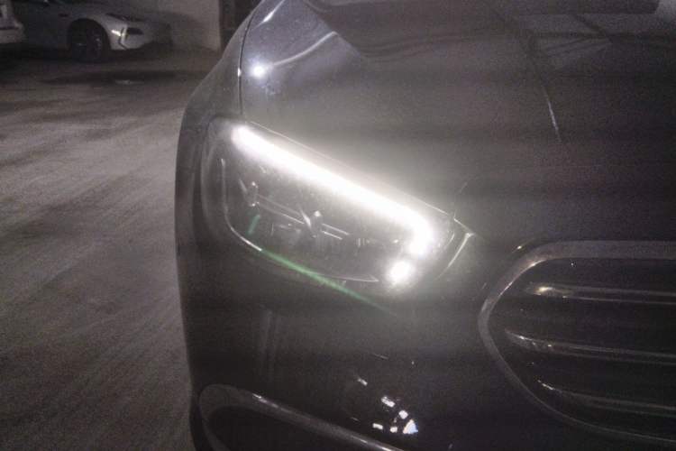 Used Mercedes-Benz E-Class 2021 Restyled E 300 L Sporty and Stylish Edition Right Front Headlight