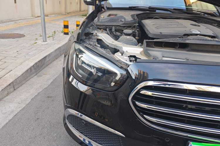 Used Mercedes-Benz E-Class 2021 E 300 L Luxury Model Right Front Headlight