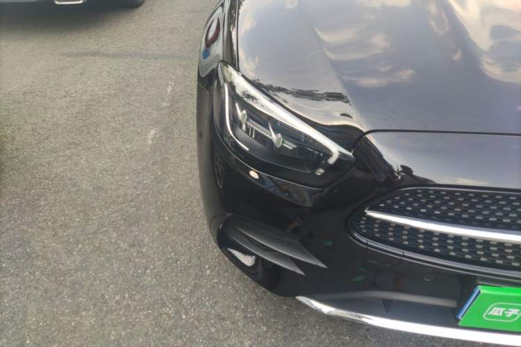 Used Mercedes-Benz E-Class 2021 E 300 L Sporty and Stylish Model Right Front Headlight