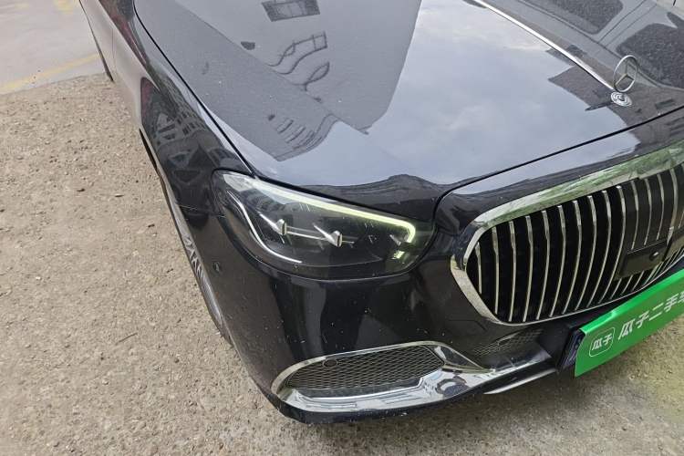 Used Mercedes-Benz E-Class 2021 Restyled E 300 L Luxury Edition Right Front Headlight