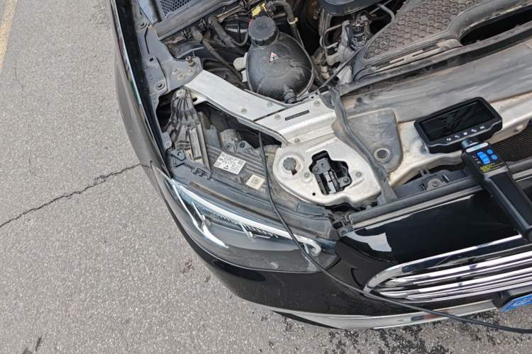 Used Mercedes-Benz E-Class 2021 E 260 L 4MATIC Right Front Headlight