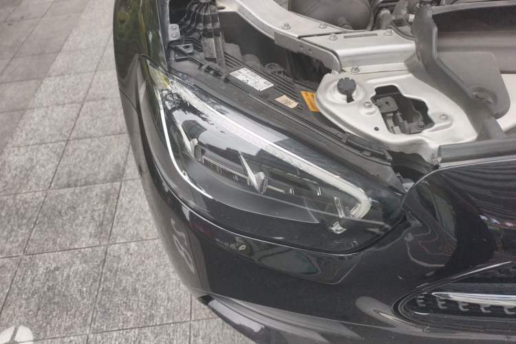 Used Mercedes-Benz E-Class 2021 Restyled E 300 L Sporty and Stylish Edition Right Front Headlight