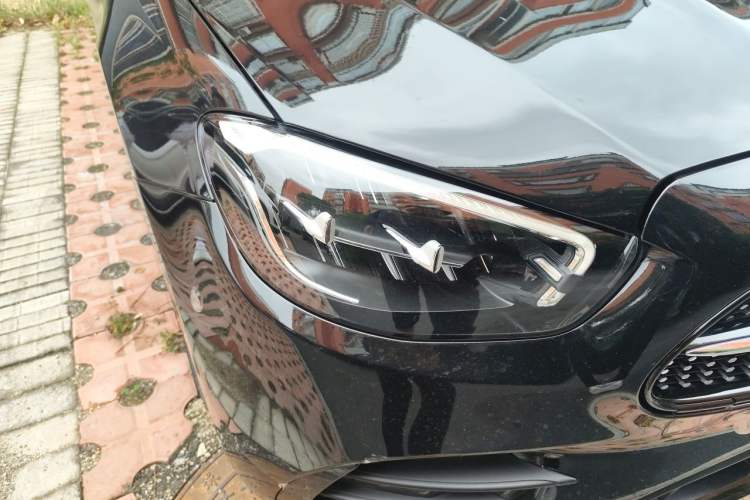 Used Mercedes-Benz E-Class 2021 Updated E 260 Fashion Sport Edition Right Front Headlight