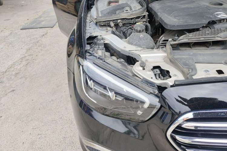 Used Mercedes-Benz E-Class 2021 E 260 L Sport Edition Right Front Headlight