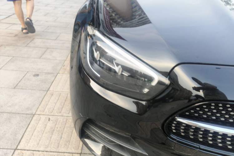 Used Mercedes-Benz E-Class 2021 E 260 Stylish Sports Edition Right Front Headlight