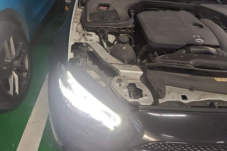 Used Mercedes-Benz E-Class 2021 E 260 Stylish Sports Edition Right Front Headlight