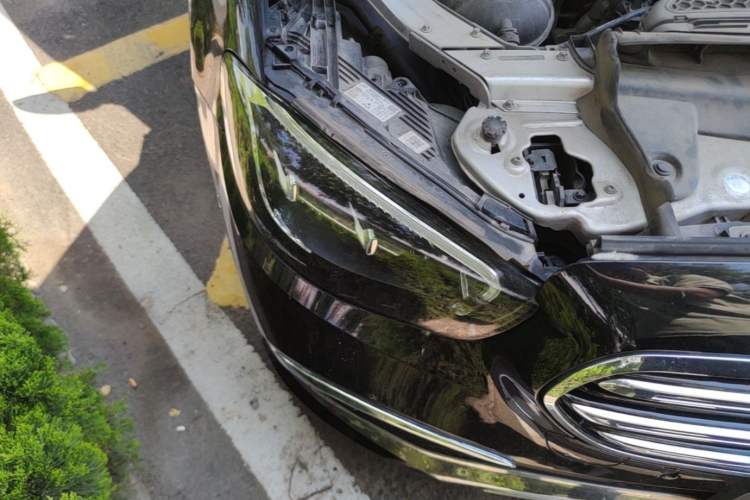 Used Mercedes-Benz E-Class 2021 E 260 L Sport Edition Right Front Headlight