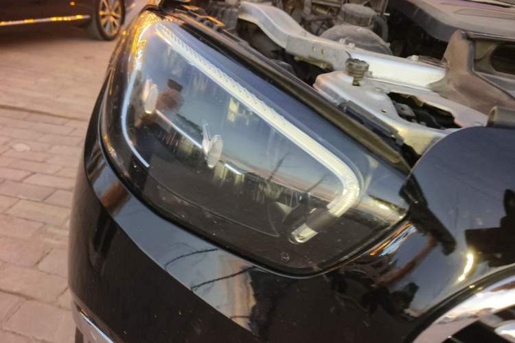 Used Mercedes-Benz E-Class 2021 Facelifted E 300 L Prestige Edition Right Front Headlight