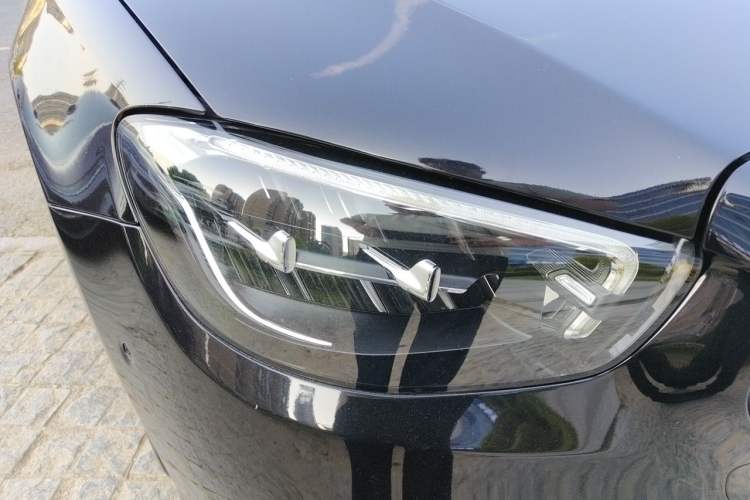 Used Mercedes-Benz E-Class 2021 E 300 L Luxury Model Right Front Headlight