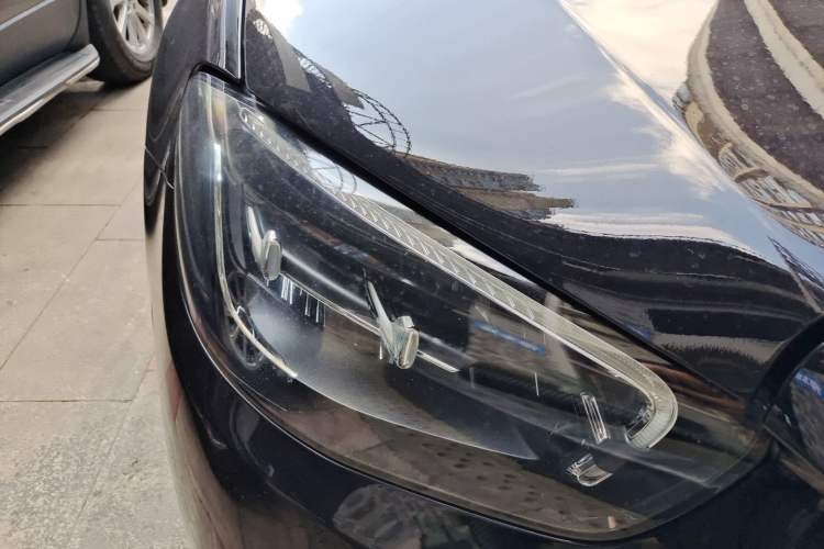 Used Mercedes-Benz E-Class 2021 E 300 L Luxury Model Right Front Headlight
