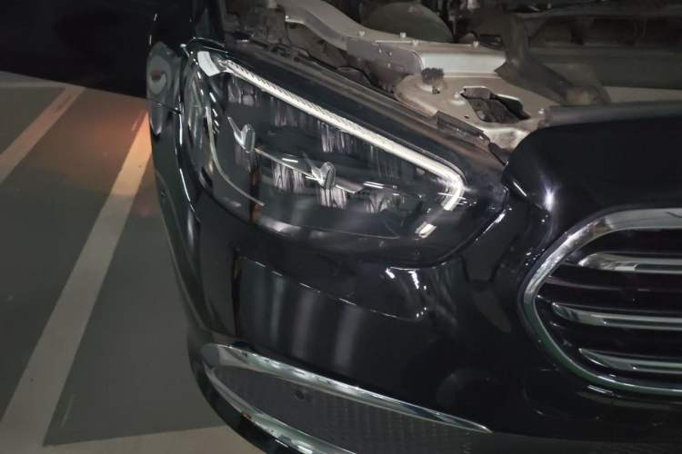 Used Mercedes-Benz E-Class 2021 E 300 L Luxury Model Right Front Headlight