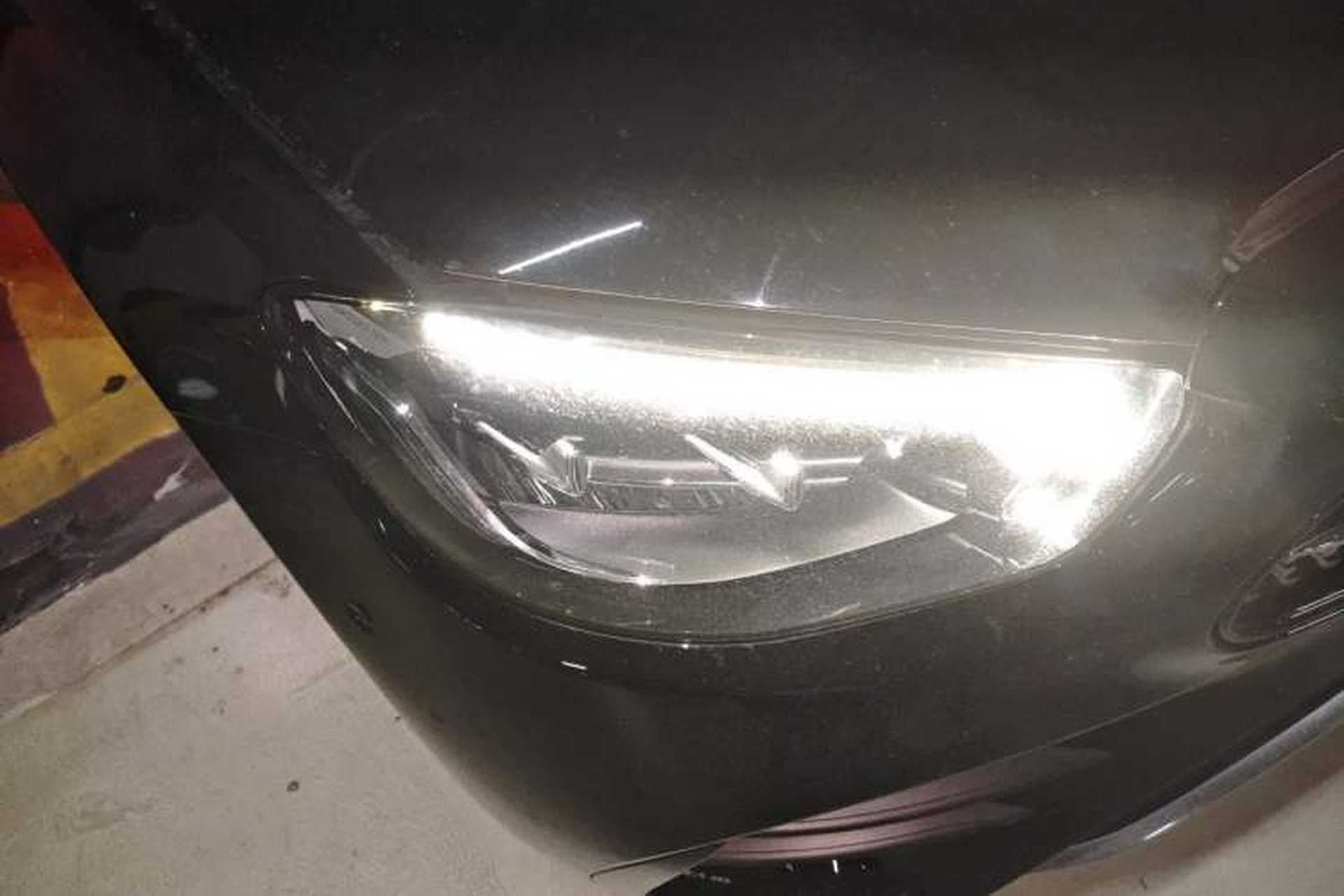 Used Mercedes-Benz E-Class 2021 E 300 L Sporty and Stylish Model Right Front Headlight