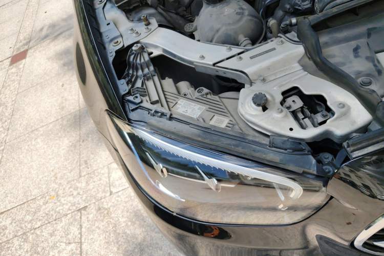 Used Mercedes-Benz E-Class 2021 Facelift E 300 L Stylish Edition Right Front Headlight