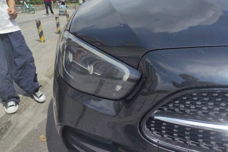 Used Mercedes-Benz E-Class 2021 Restyled E 300 L Sporty and Stylish Edition Right Front Headlight