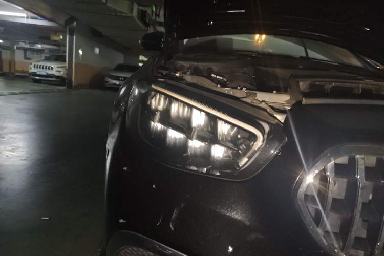 Used Mercedes-Benz E-Class 2021 E 300 L Luxury Model Right Front Headlight