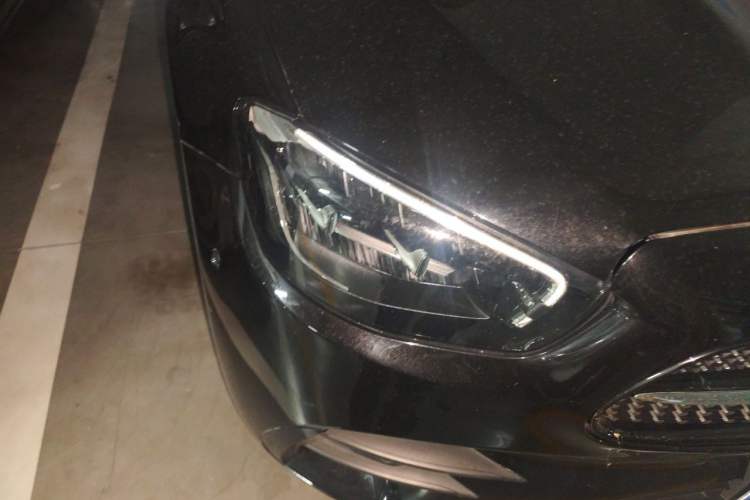 Used Mercedes-Benz E-Class 2021 E 300 L Sport Luxury Edition Right Front Headlight