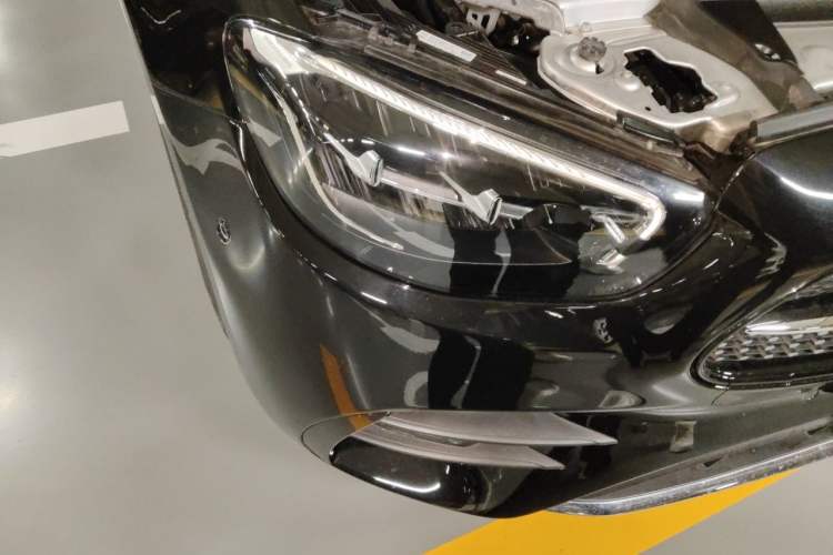 Used Mercedes-Benz E-Class 2021 Facelift E 260 L Sport Edition Right Front Headlight