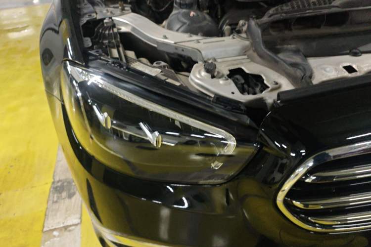 Used Mercedes-Benz E-Class 2021 E 300 L Stylish Model Right Front Headlight