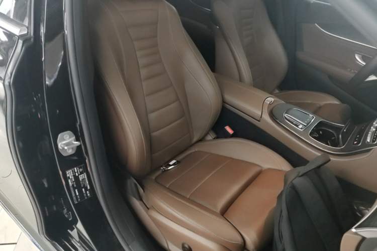 Used Mercedes-Benz E-Class 2021 Facelift E 260 L Sport Edition Right Front Seat