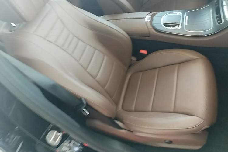 Used Mercedes-Benz E-Class 2021 Restyled E 300 L Sporty and Stylish Edition Right Front Seat
